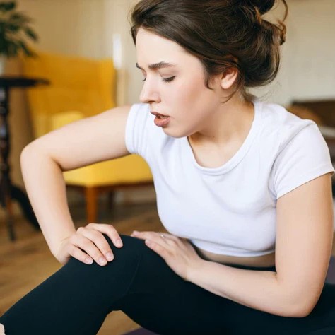 How_To_Deal_With_Thigh_Pain_When_Sitting_cover_520x500_4965708f-4543-4313-a328-147c15fbf422_1200x1200